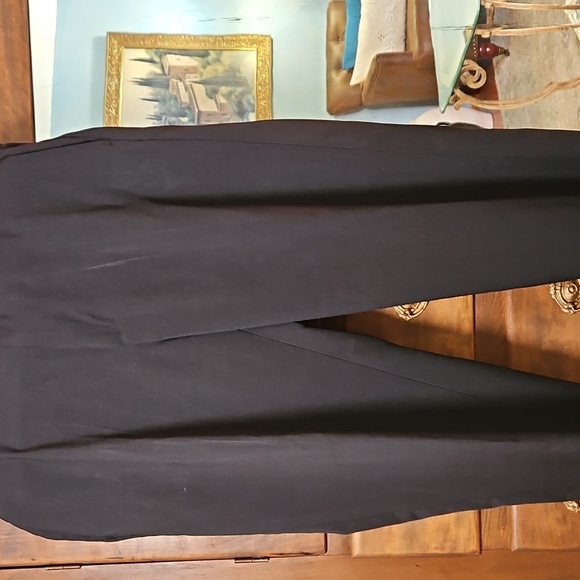 Van Heusen  Classic Dark Gray Trousers 36x30 - Picture 5 of 10